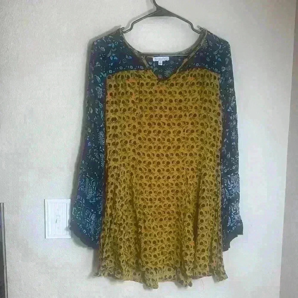 Patrons of Peace Tops - Patrons of peach blouse and or dress size small